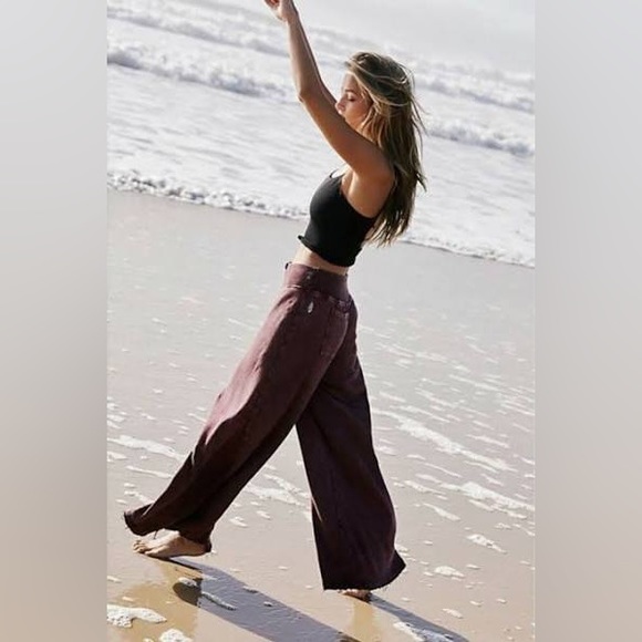 NWT Free People Movement Solid Borderline Wide Leg Pants maroon small - Picture 16 of 16